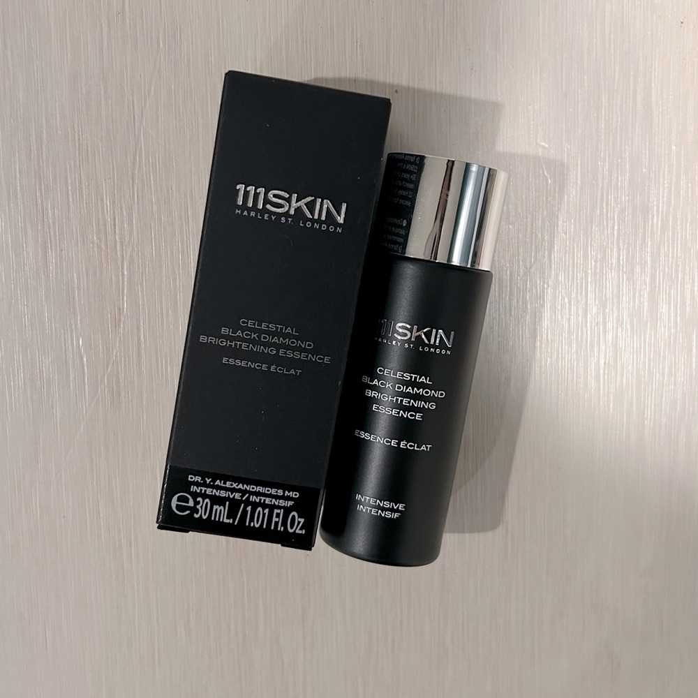 111Skin Celestial Black Diamond Brightening Essence